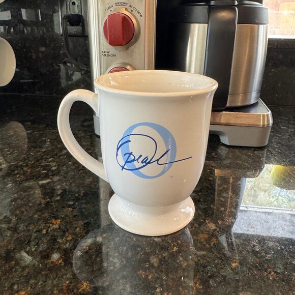 Oprah Winfrey Show Chicago Footed Ceramic Coffee Mug Cup NIB NEW Favorite Things - Picture 4 of 5